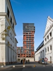 Symbióza staré a nové architektury v Holešovicích | fotografie