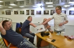 Losovaní o dárky | fotografie