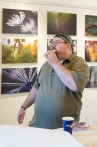 Při instalaci fotografií člověku pořádně vyhládne | fotografie